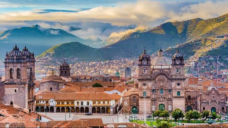 PERU COM AMIGOS 2027